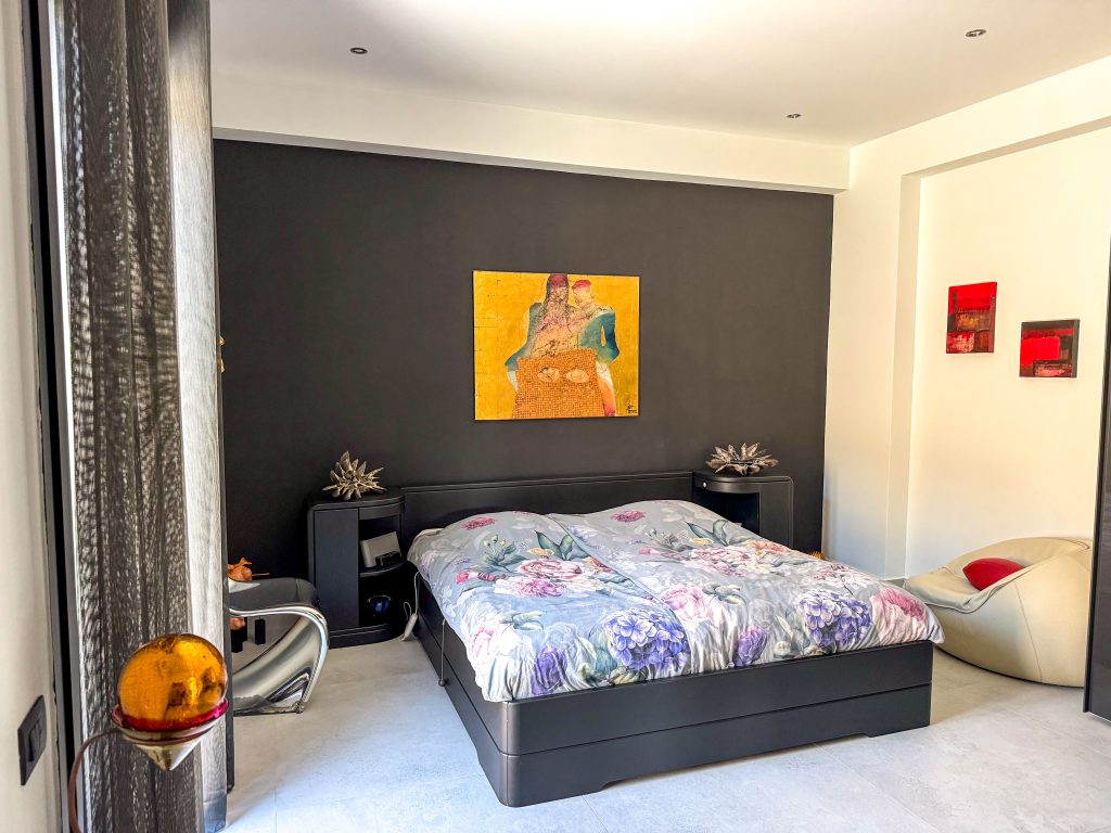 Property: OLENIA| image-7