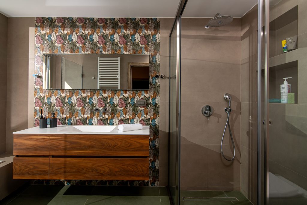 Property: ELMERA| image-12