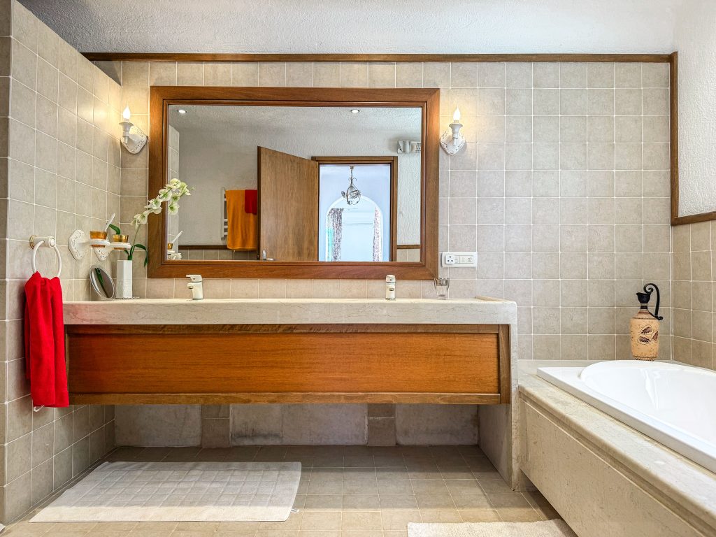 Property: SPILERIA| image-13