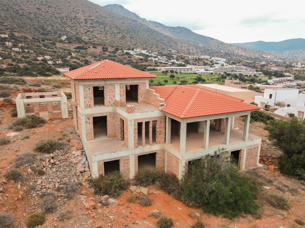 Property: AQUIRA| image-1