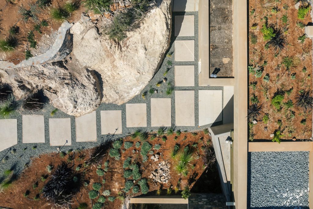 Property: EIRENE| image-7