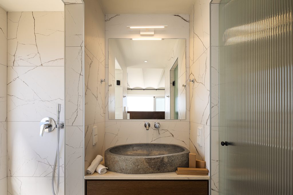 Property: SOLENYA| image-17