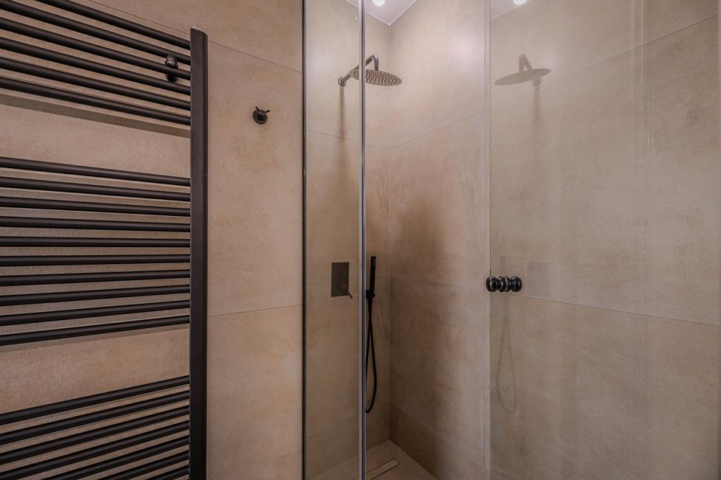 Property: THEMISIA| image-2